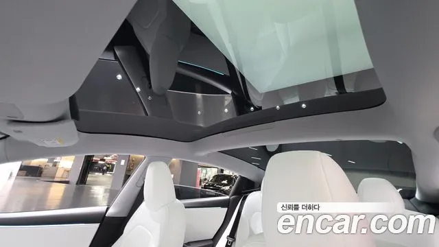 Tesla Model 3 2024