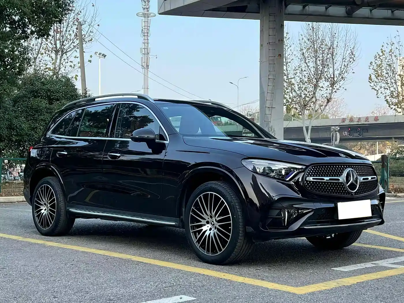 Mercedes-Benz GLC 2023