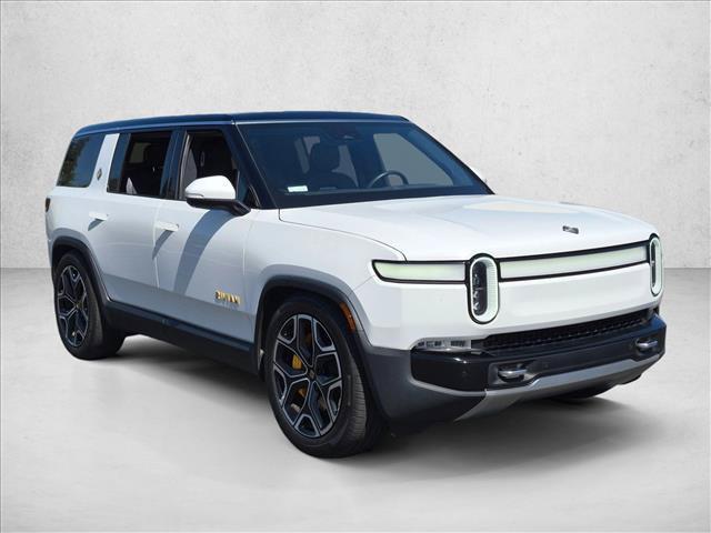 Rivian R1S 2023