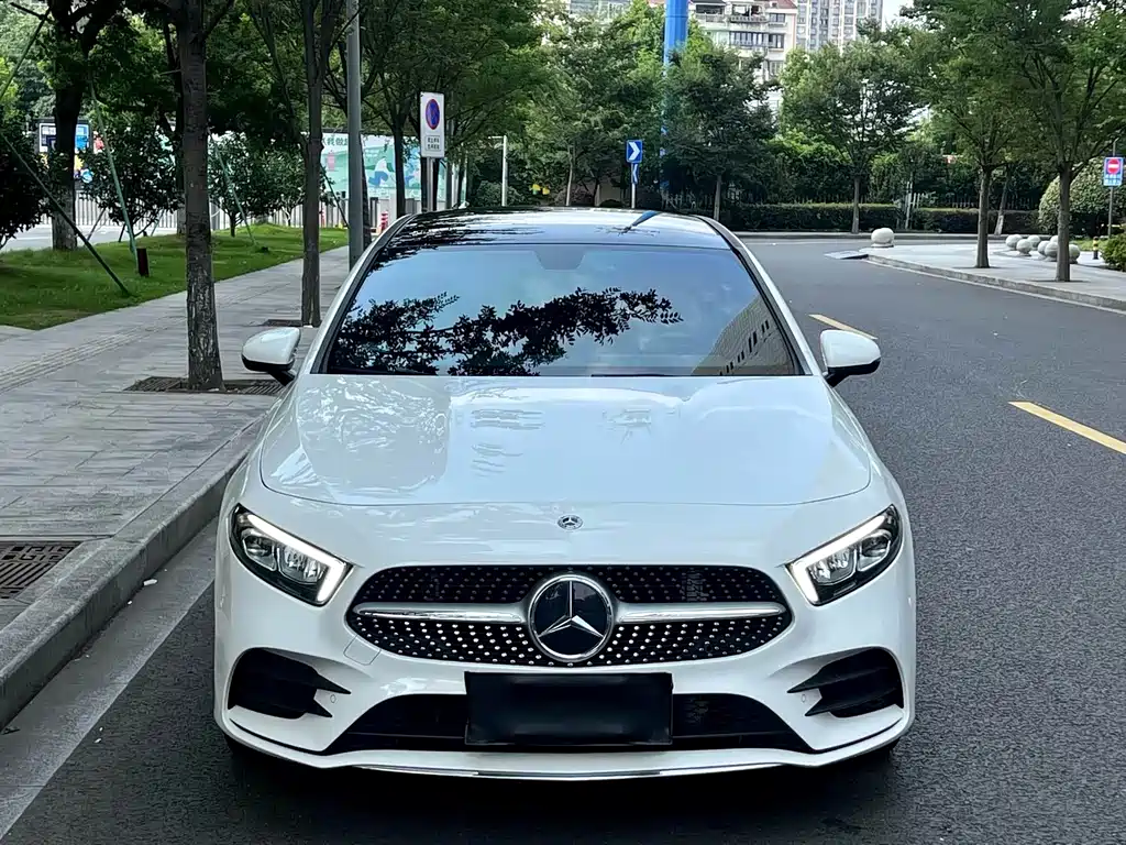 Mercedes-Benz A-Класс 2022