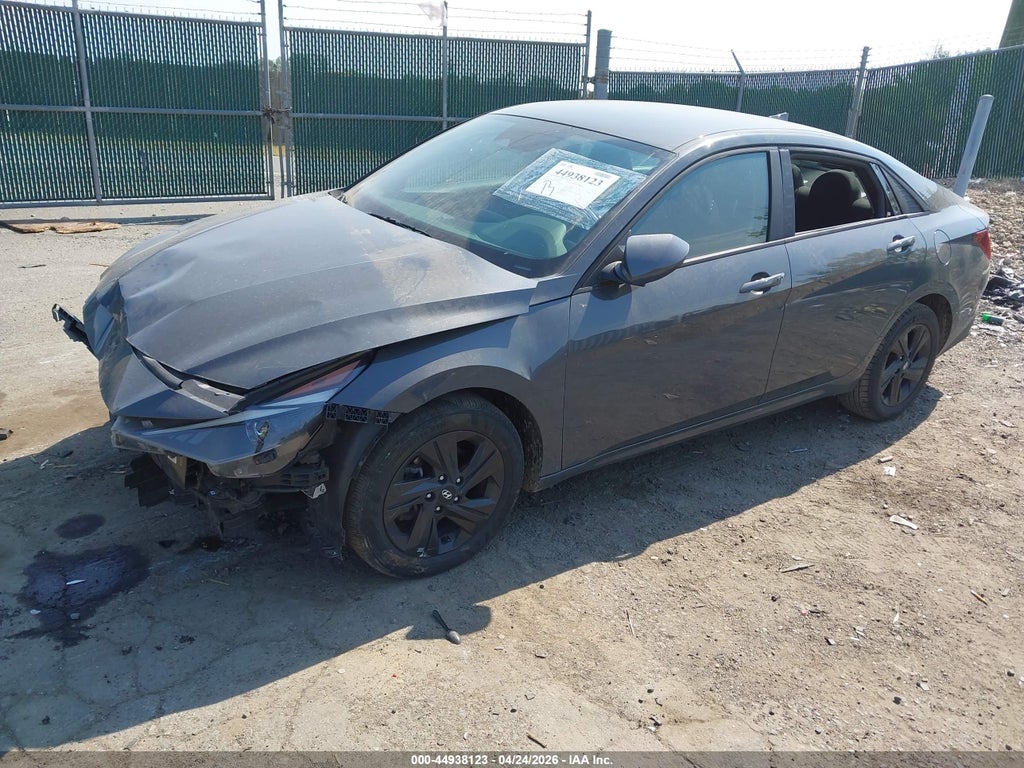 Hyundai Elantra 2023