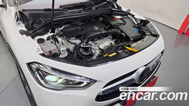 Mercedes-Benz GLA 2023