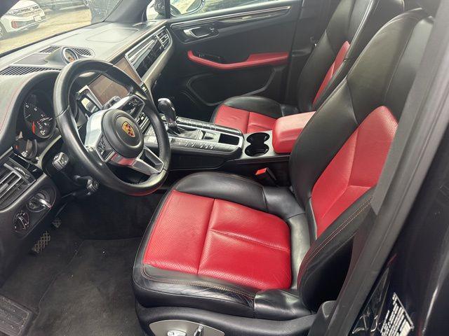 Porsche Macan 2021