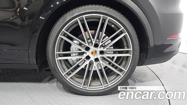 Porsche Cayenne 2023