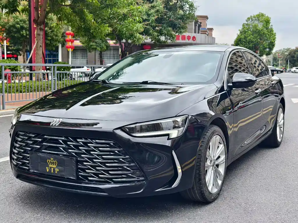 Buick Regal 2024