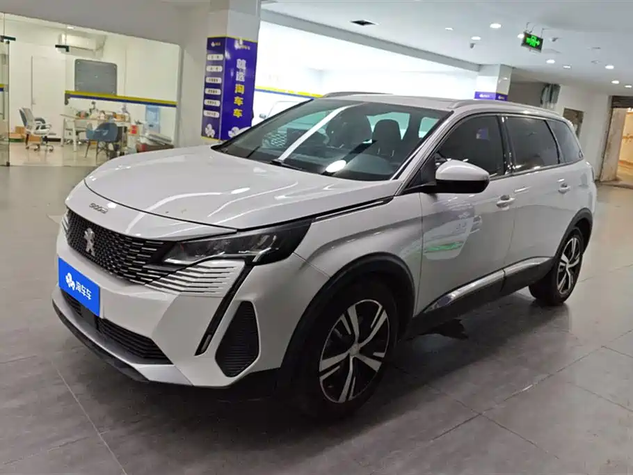 Peugeot 5008 2022