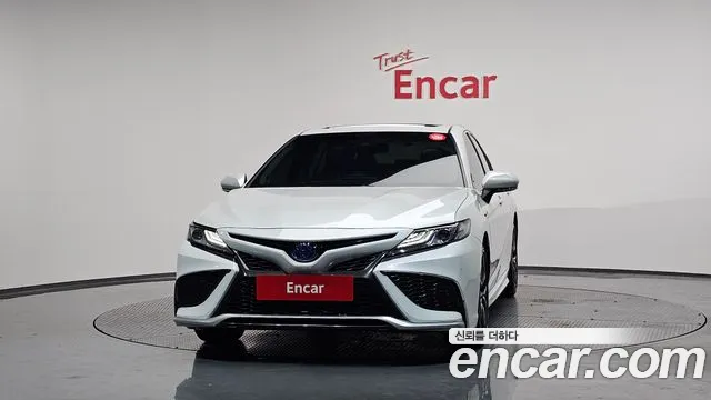 Toyota Camry 2023