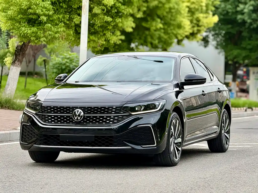 Volkswagen Passat 2022