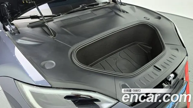 Tesla Model S 2023