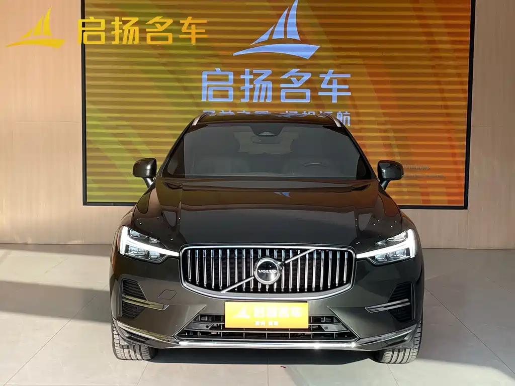 Volvo XC60 2022