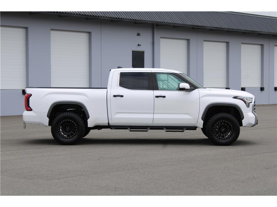 Toyota Tundra 2024