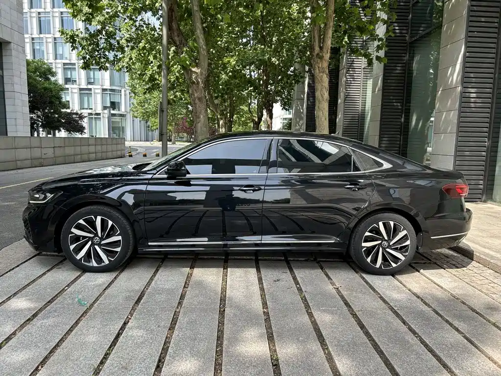 Volkswagen Passat 2022