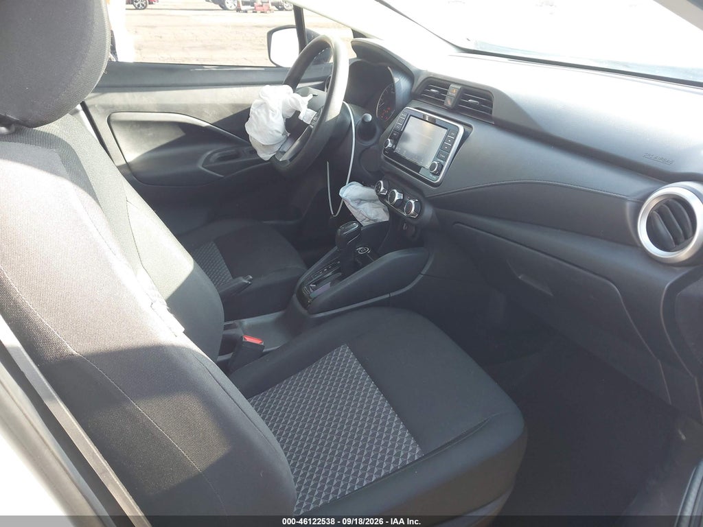 Nissan Versa 2021