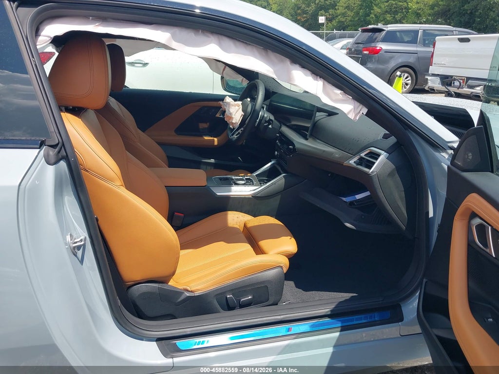 BMW 230 2026