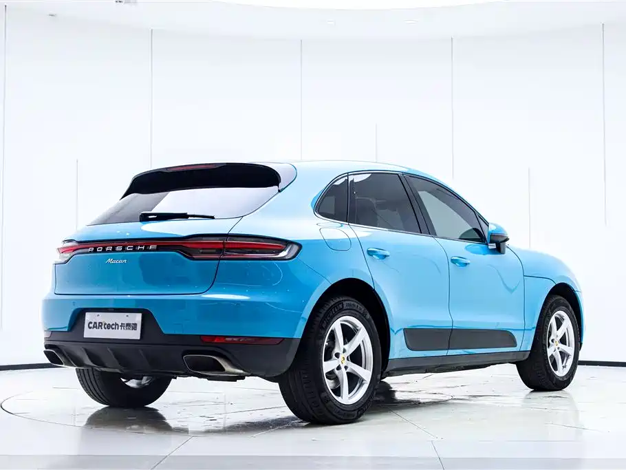 Porsche Macan 2021