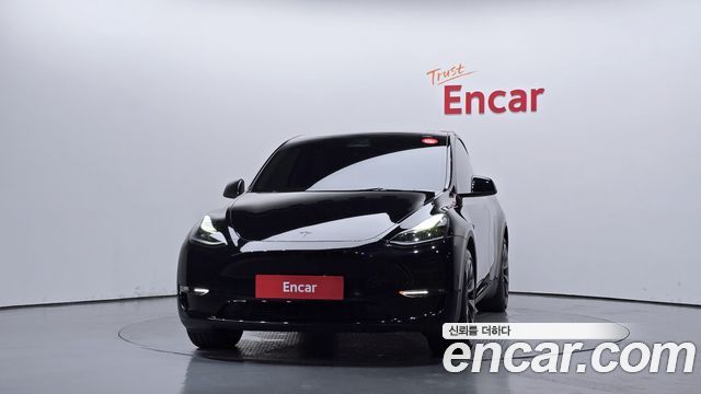 Tesla Model Y 2023