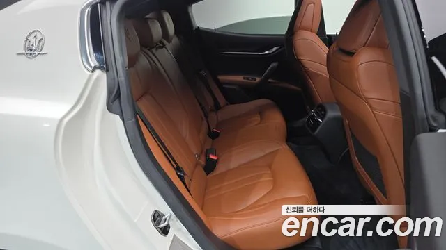 Maserati Ghibli 2020