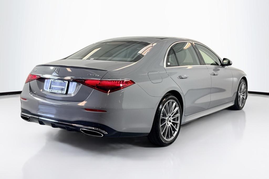 Mercedes-Benz S-Класс 2025