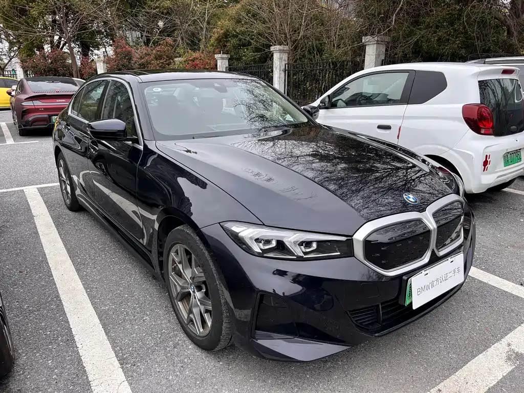 BMW i3 2024