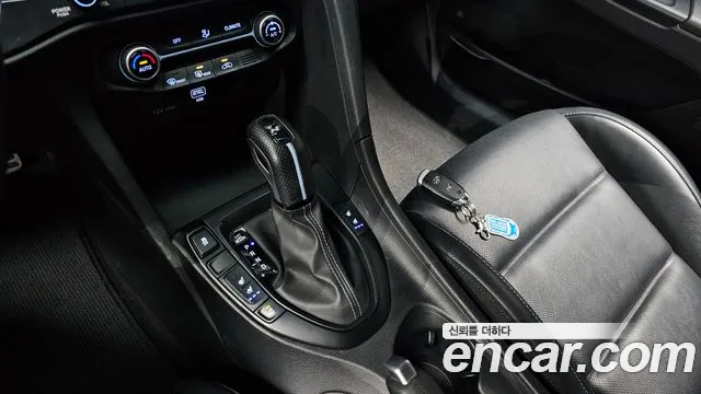 Hyundai Veloster 2022