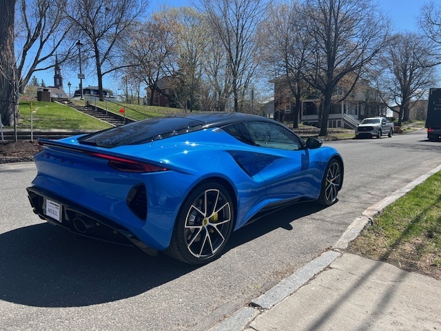 Lotus Emira 2024