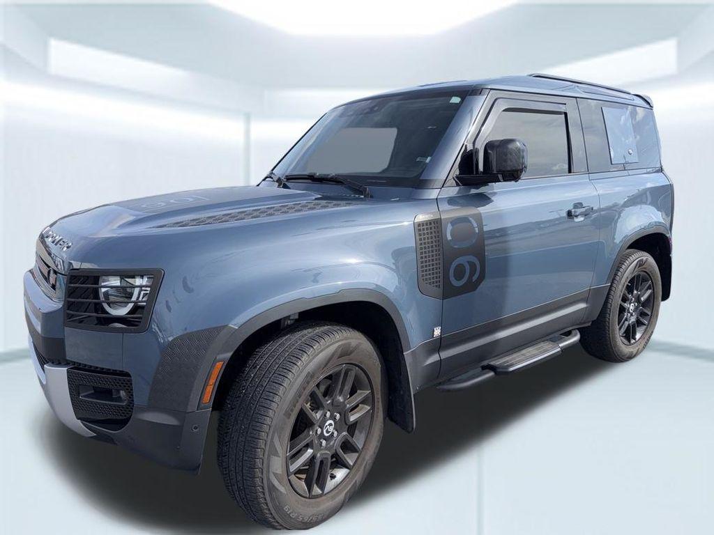 Land Rover Defender 2023