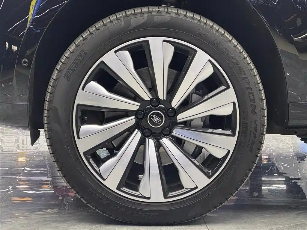 Land Rover Range Rover 2025