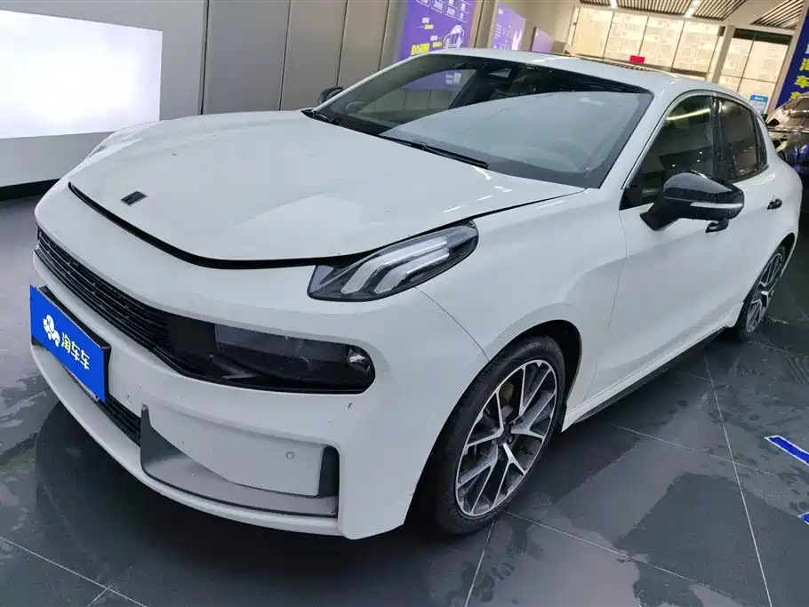 Lynk & Co 03 2021