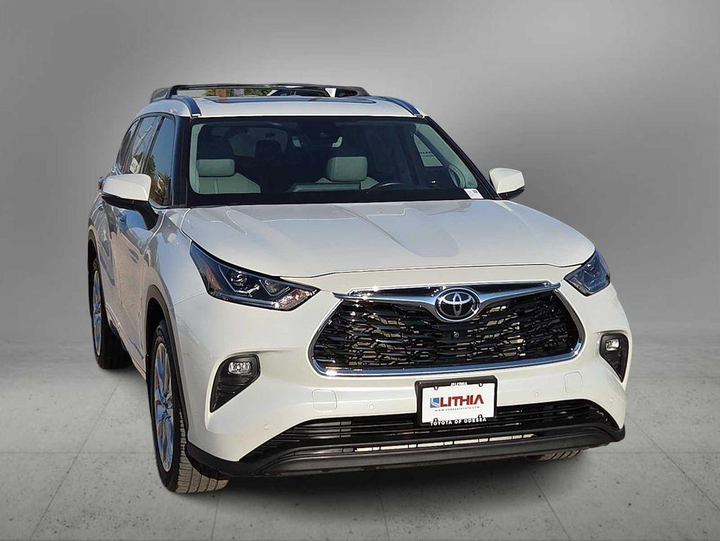 Toyota Highlander 2022