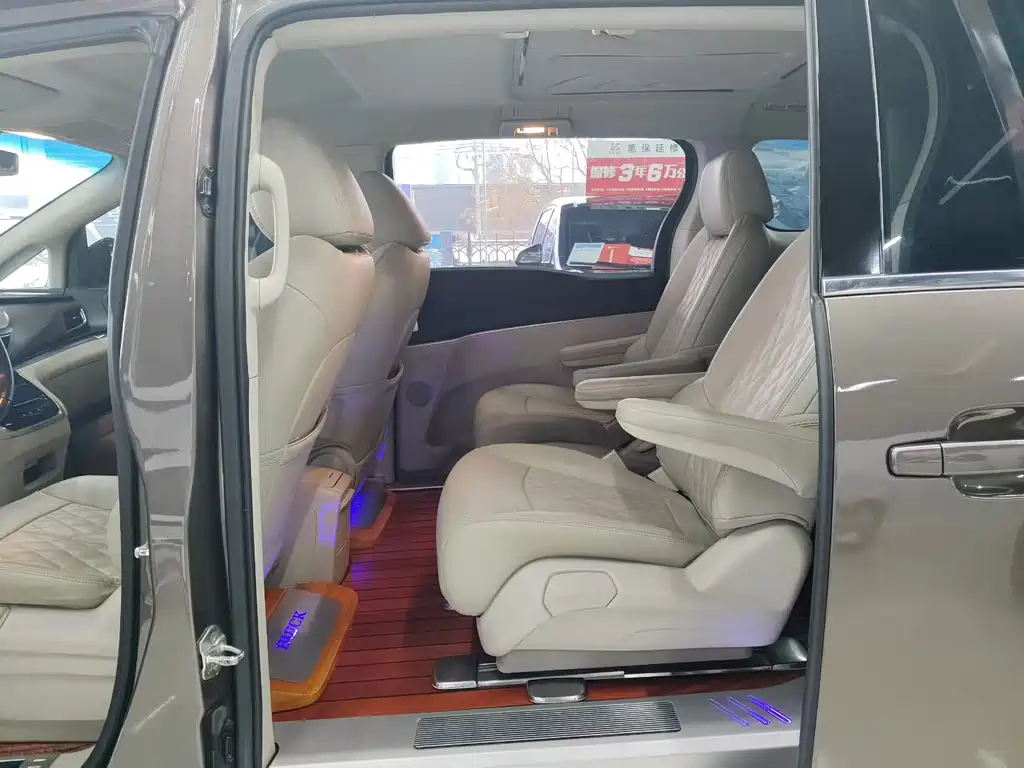 Buick GL8 2023