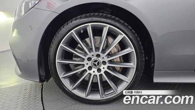 Mercedes-Benz E-Класс 2021