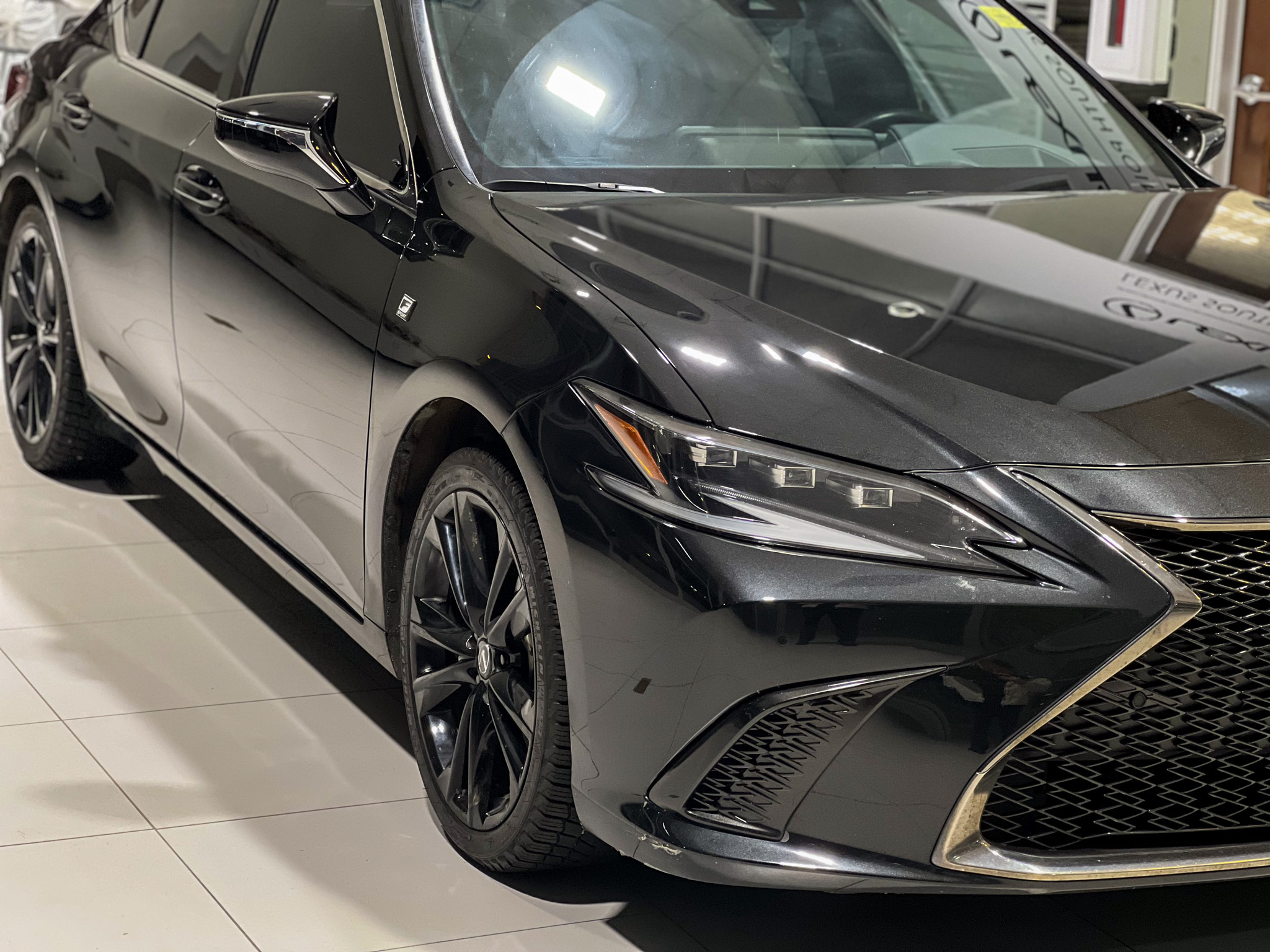 Lexus ES 2022