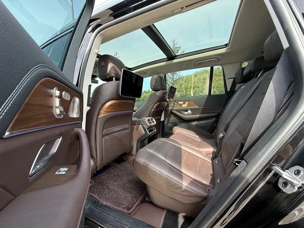 Mercedes-Benz GLS 2021