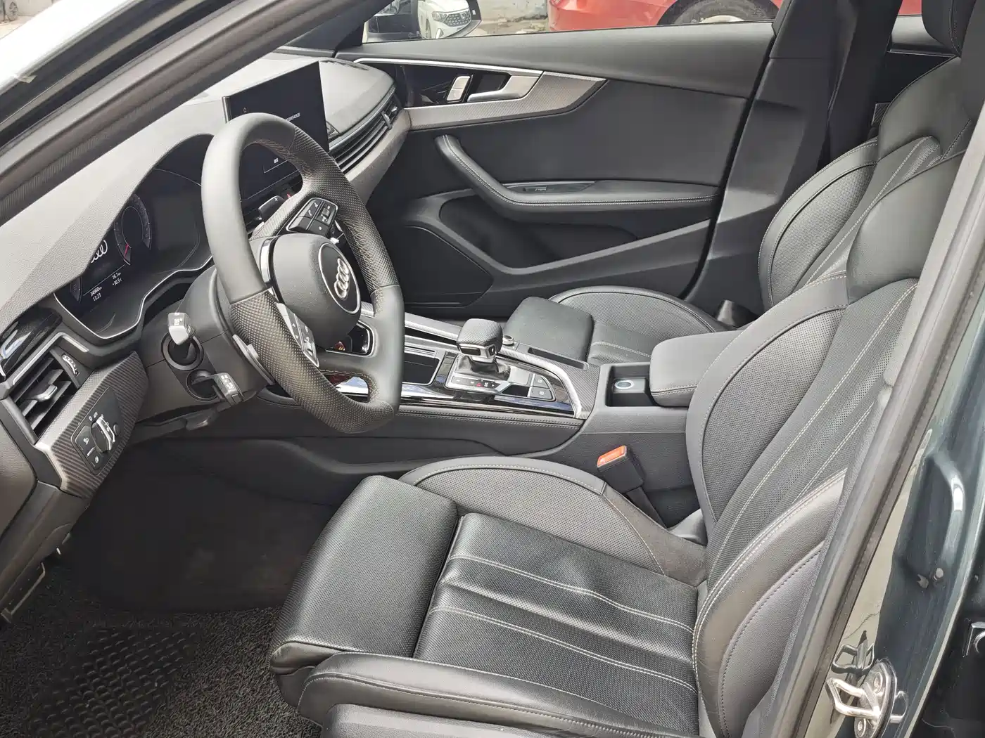 Audi A4 2025