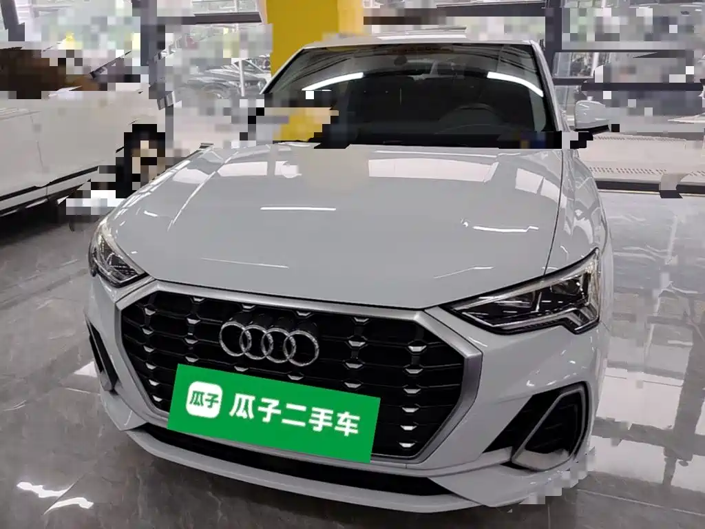 Audi Q3 2021
