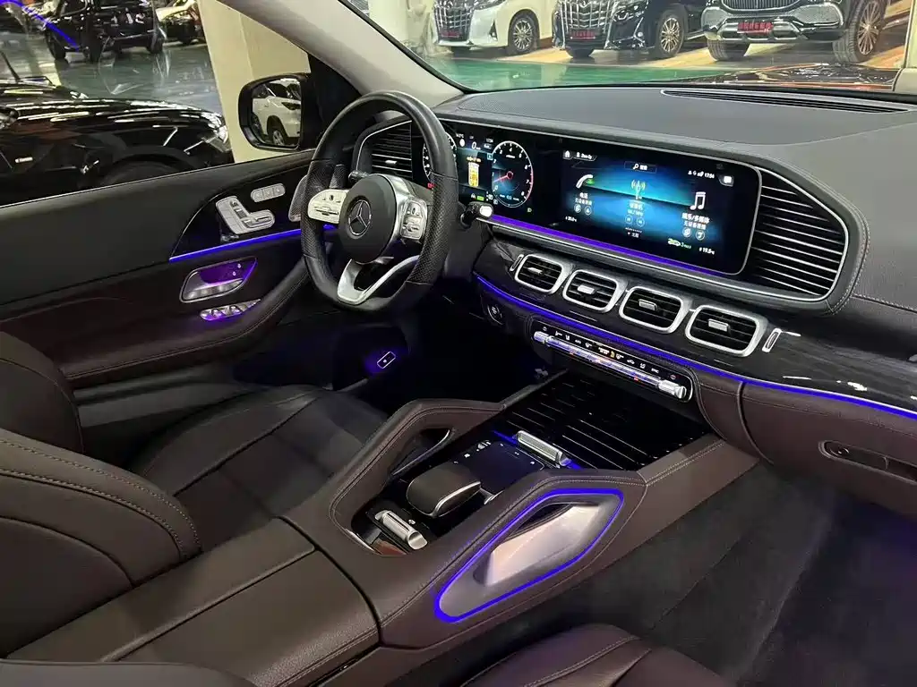 Mercedes-Benz GLS 2023