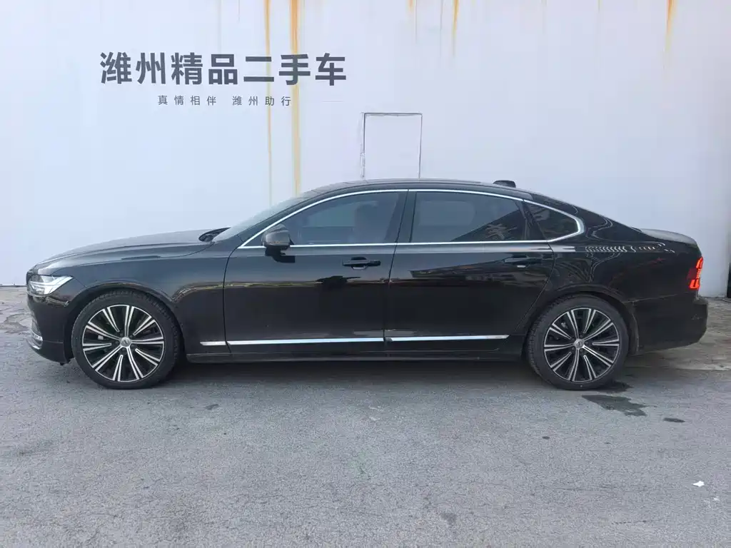 Volvo S90 2024