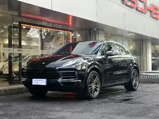 Porsche Cayenne 2023