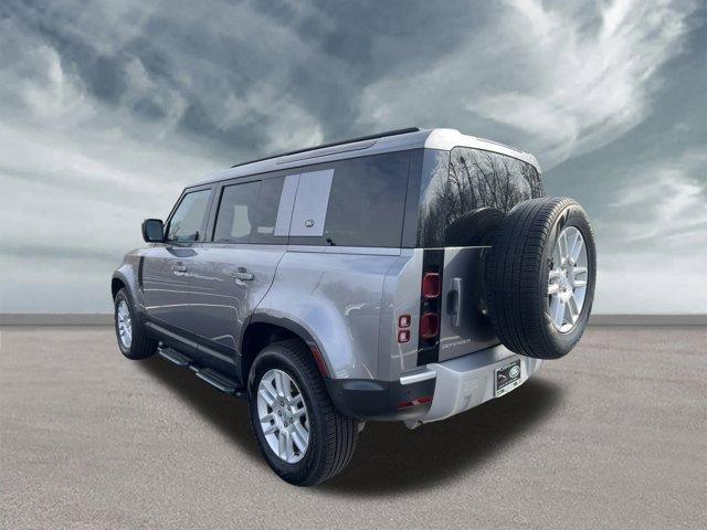 Land Rover Defender 2023