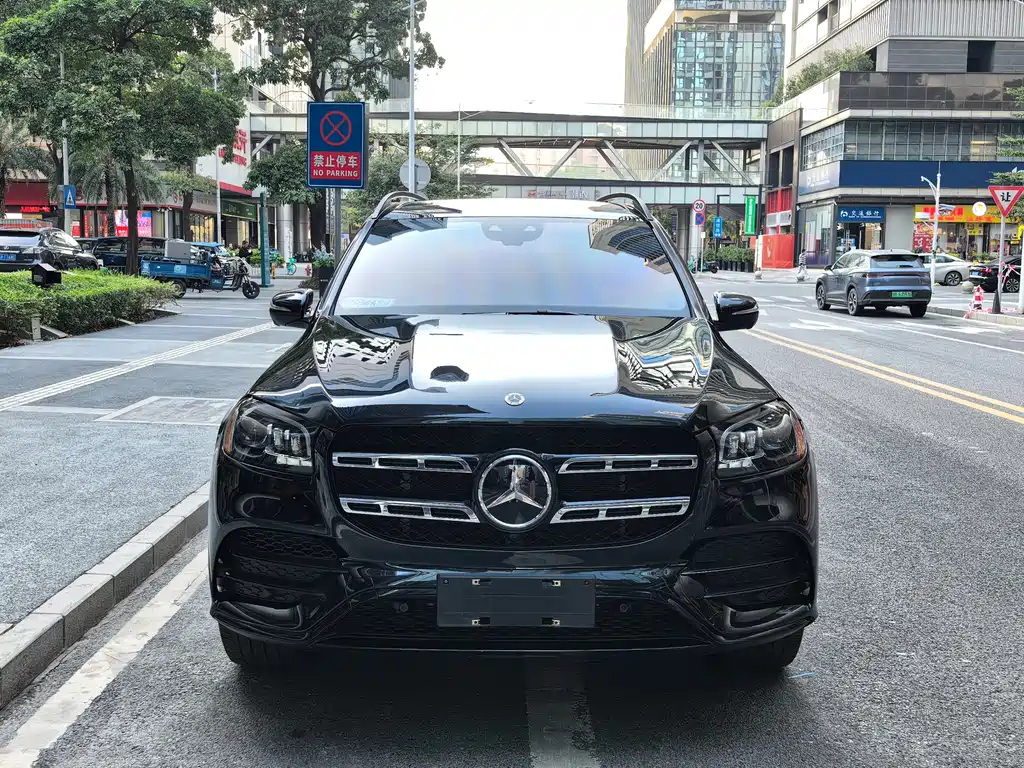 Mercedes-Benz GLS 2023