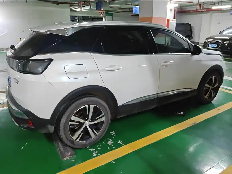 Peugeot 4008 2021