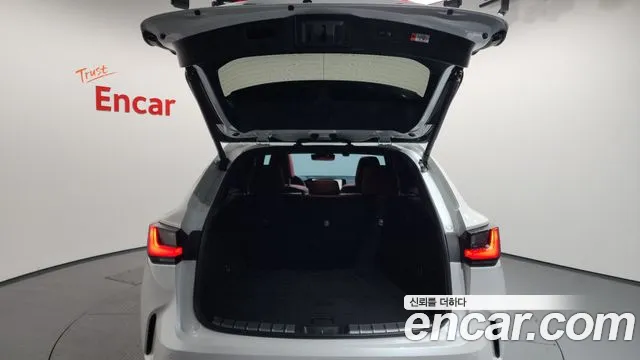 Lexus NX 2024