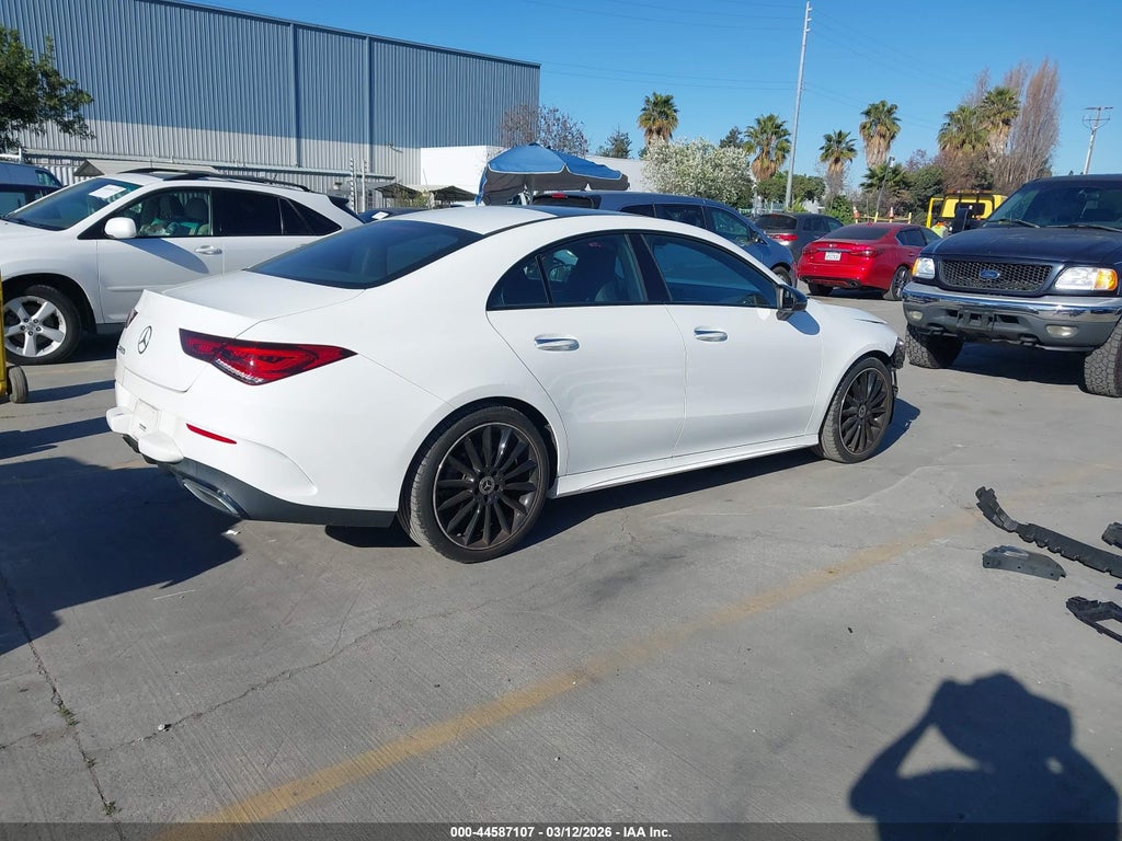 Mercedes-Benz CLA 2022
