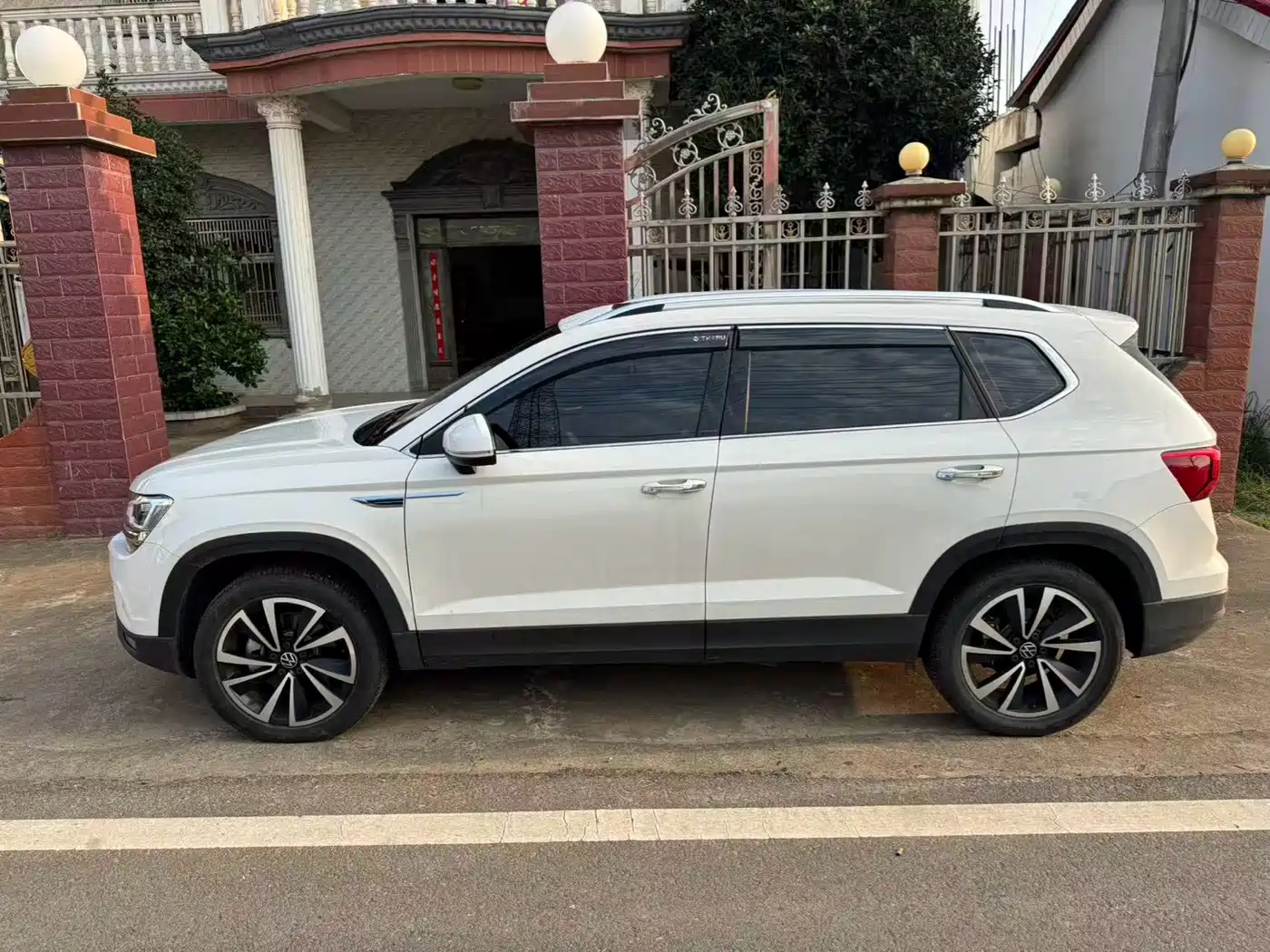 Volkswagen Tharu 2023