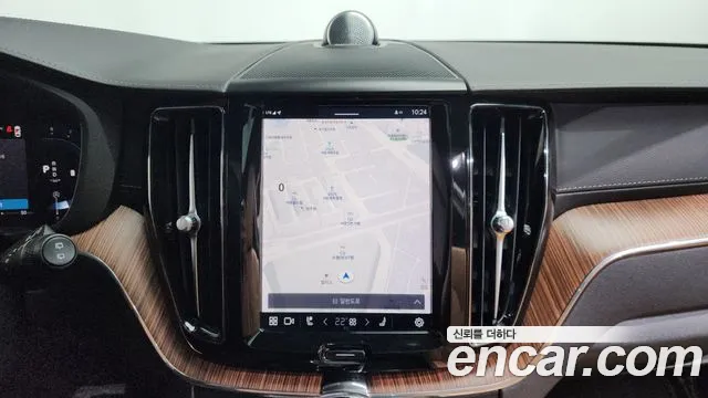 Volvo XC60 2023