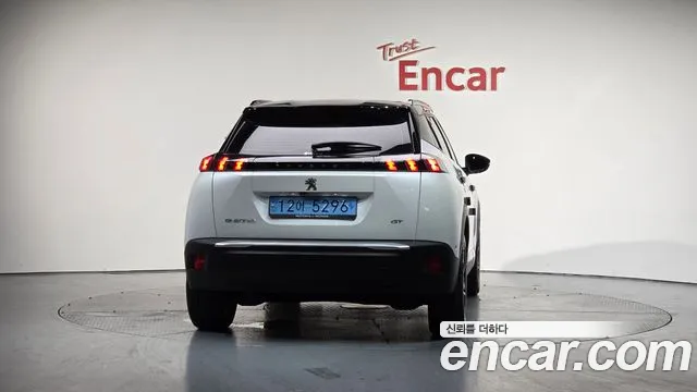 Peugeot 2008 2022