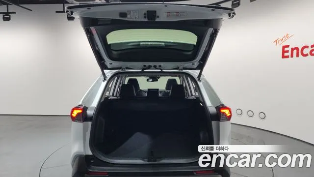 Toyota RAV4 2024