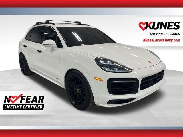 Porsche Cayenne 2021