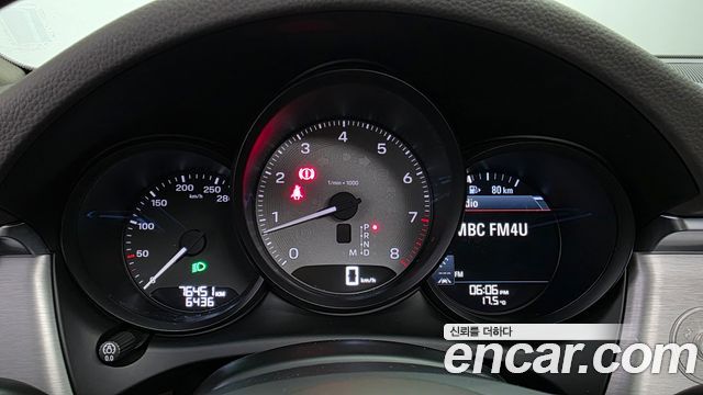 Porsche Macan 2022