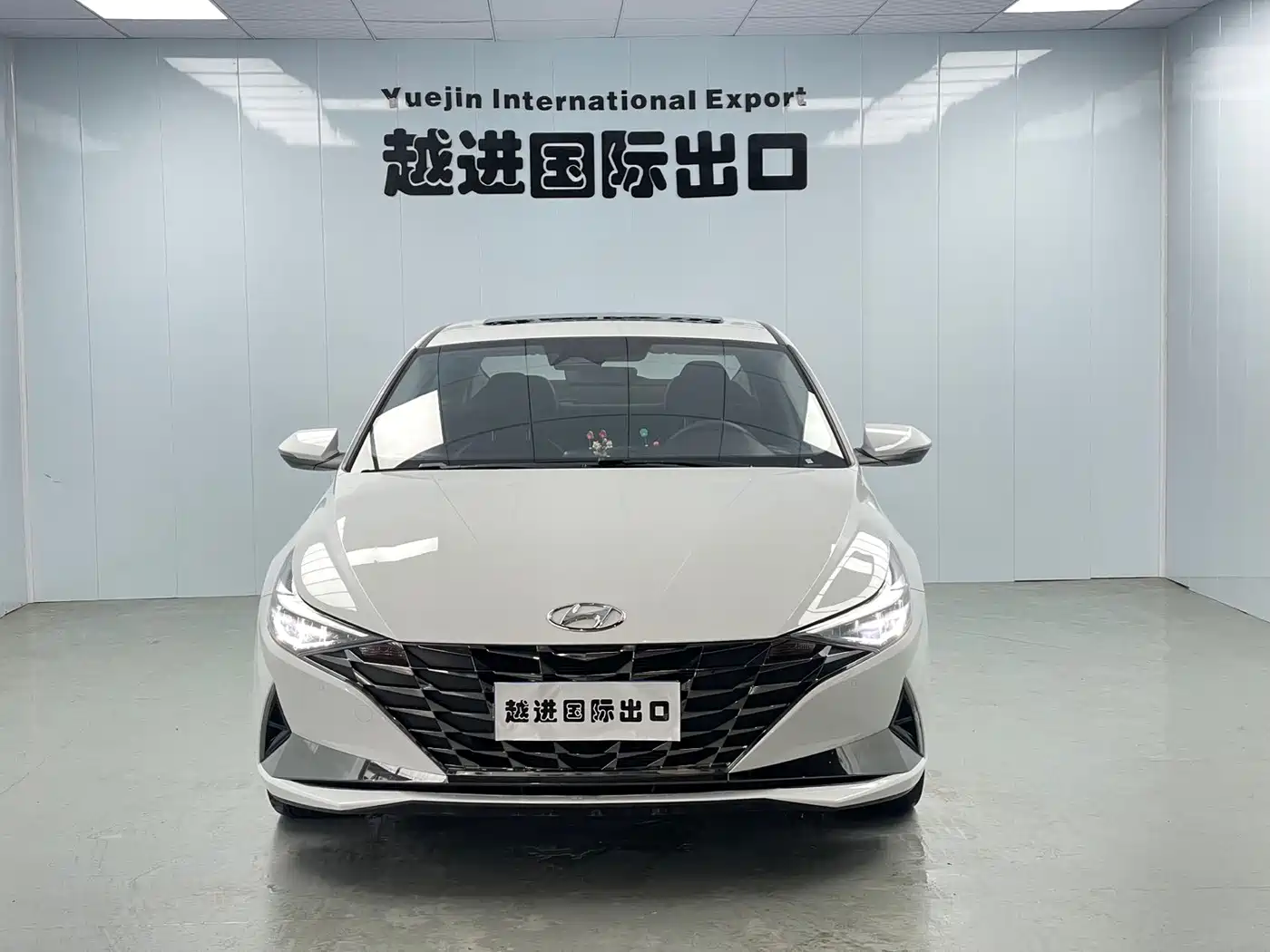 Hyundai Elantra 2023